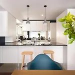 Nº150 Triplex With And Terrace * Braga