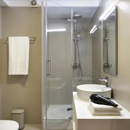 Апартаменти Nº150 Triplex With And Terrace